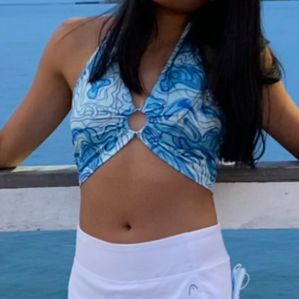 Blue swirl top